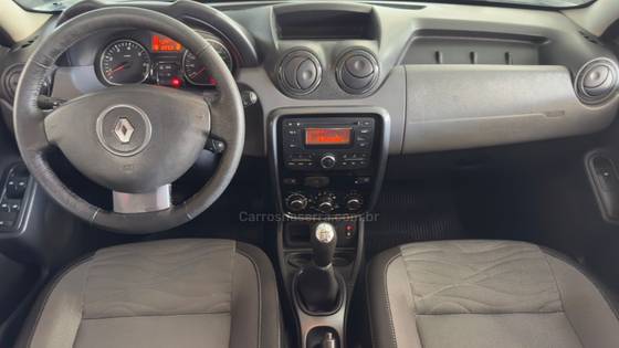 RENAULT DUSTER 1.6 DYNAMIQUE 4X2 16V FLEX 4P MANUAL RENAULT DUSTER 1.6 DYNAMIQUE 4X2 16V FLEX 4P MANUAL